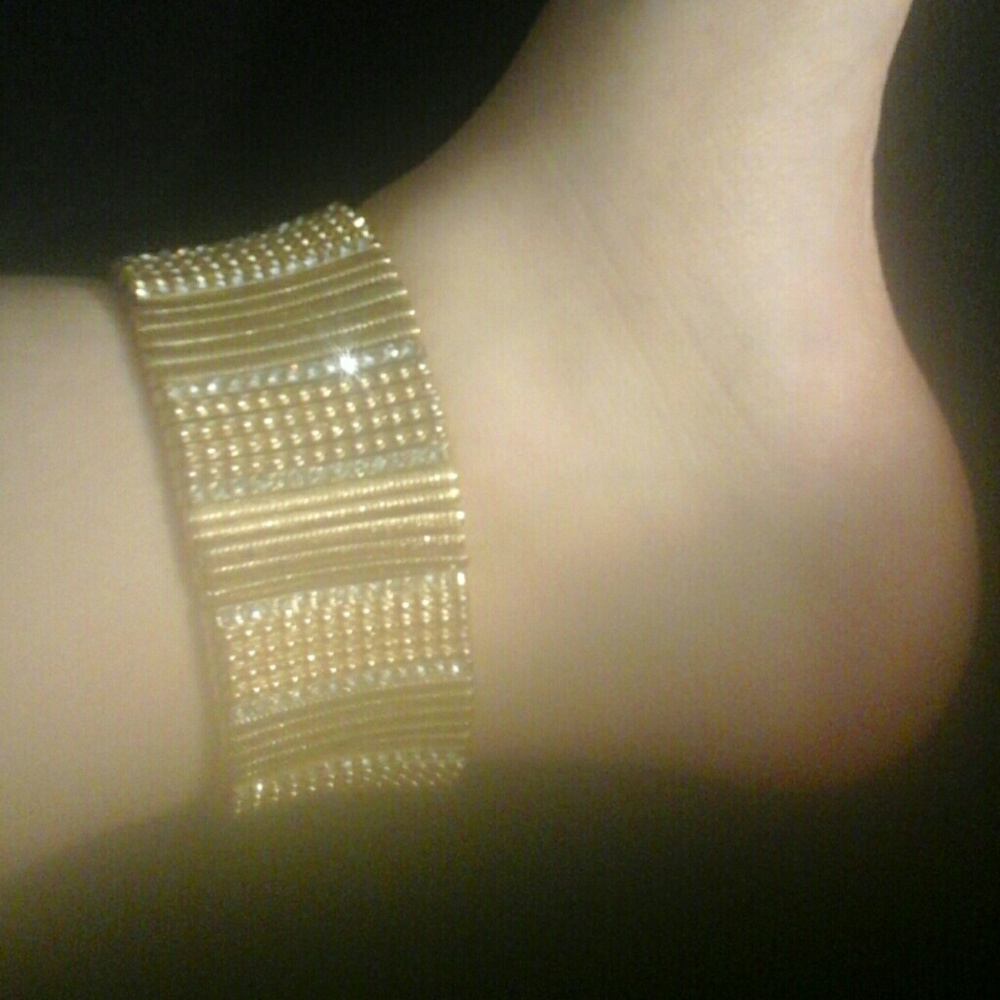 Ankle bracelet